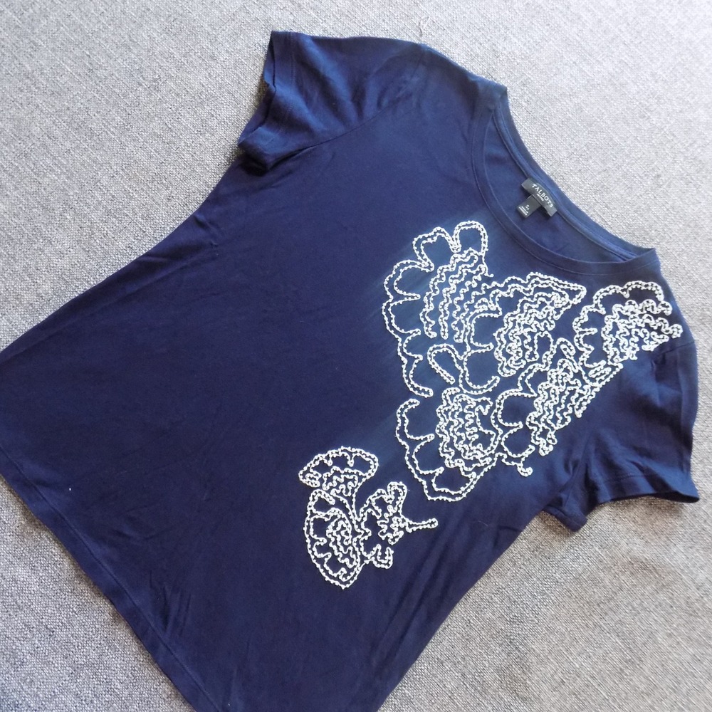 Talbots T-Shirt Womens SP Navy Blue Good Embroidered Floral Cotton Modal Tee